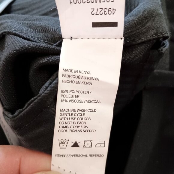 Van Heusen Men’s Flat Front Dress Pants Size 34x30 Classic Fit Trousers - Picture 2 of 6